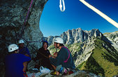 Vercors : Grotte pendant l'ascension de la Tour des Gemaux au Mont Aiguille